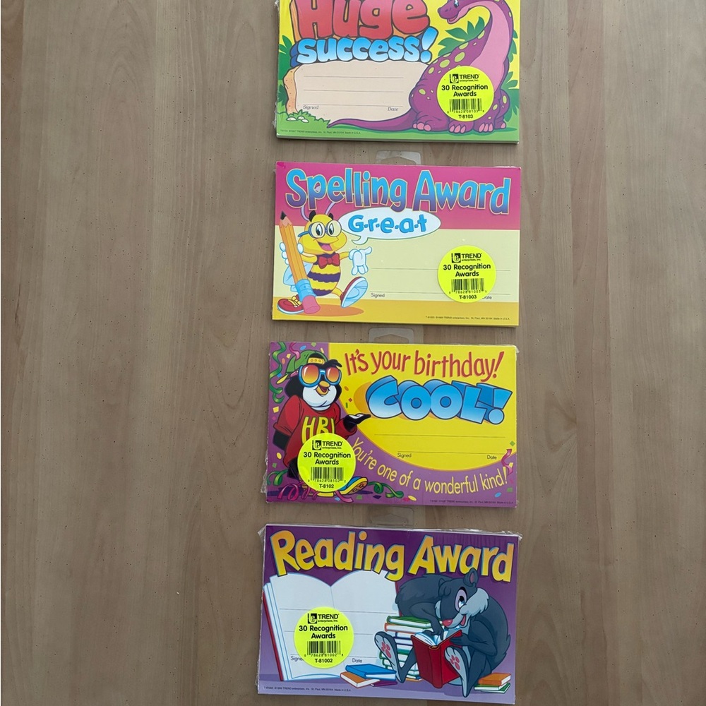 TEACHERS!!! Grade School Recognition Awards.  4 Sets. 30 Awards In Each Pack.NEW